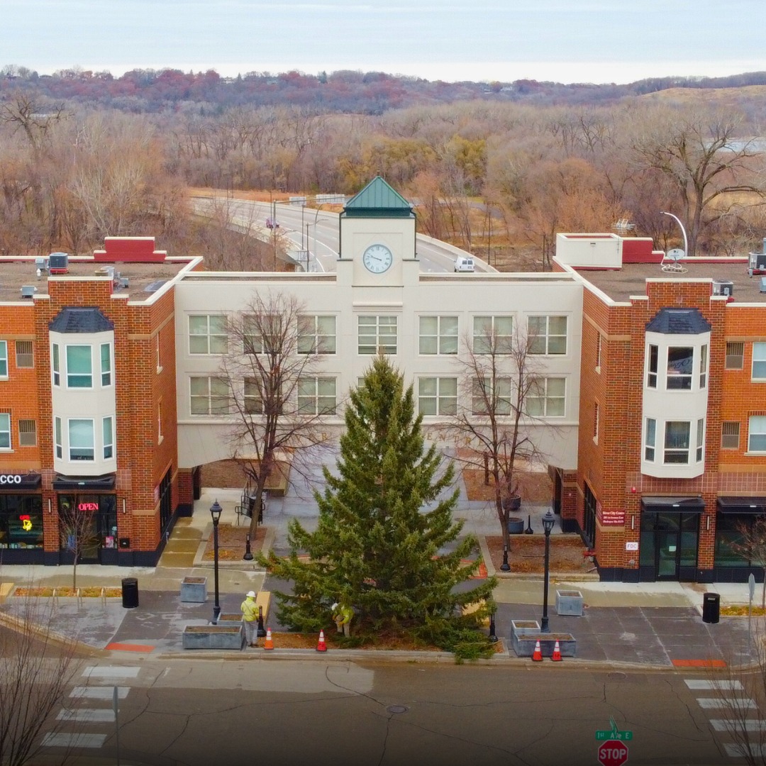 Greystone Team Helped Install Holiday Fest Tree Downtown Shakopee