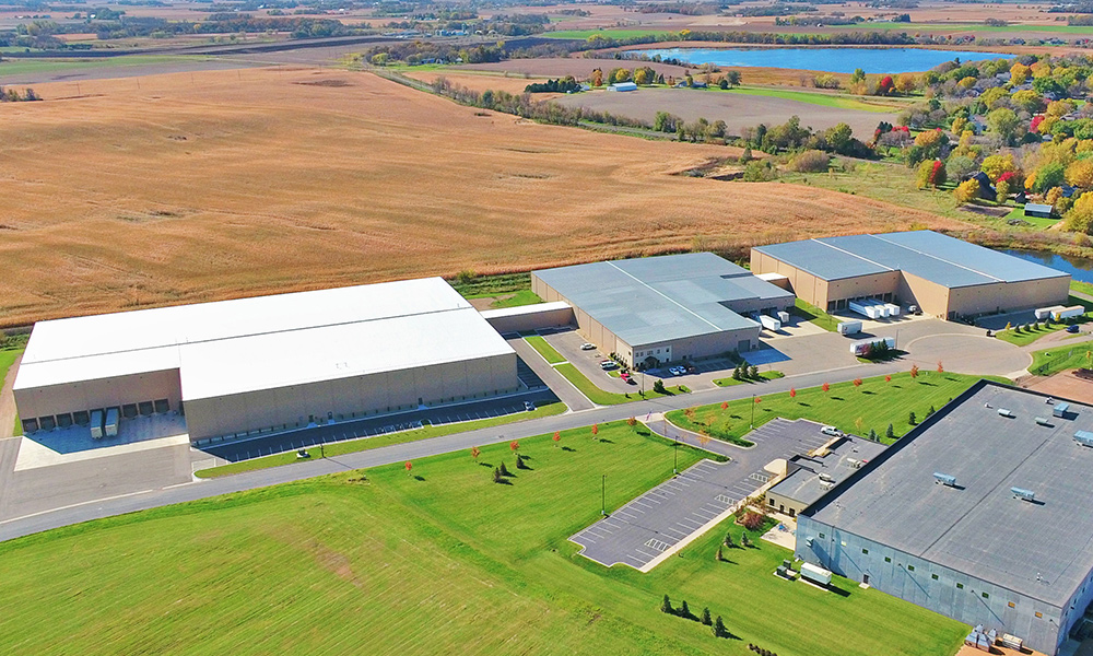 East Grand Forks, MN, distribution center construction