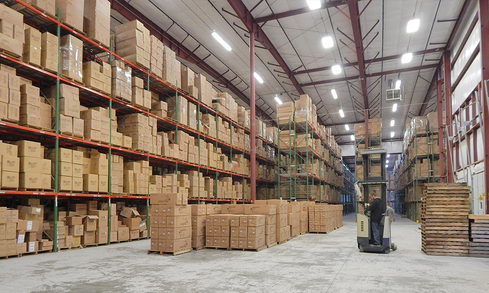 East Grand Forks, MN, warehouse construction