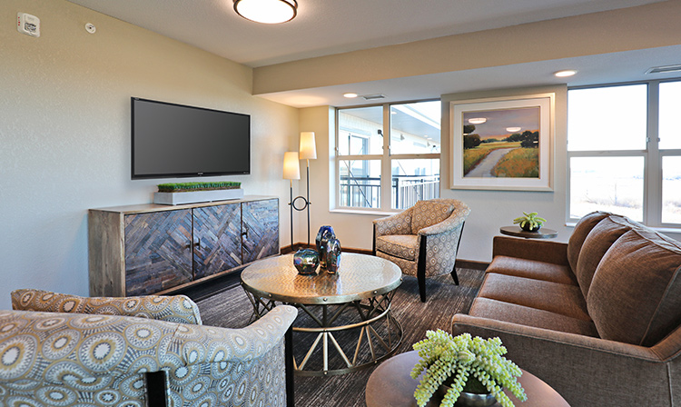 Fourth floor club room inside Brentwood Terrace Independent Senior Living Facility