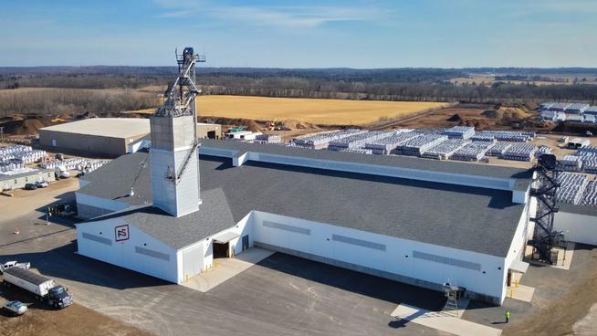 Insight FS Dry Fertilizer Storage and Blending Facility