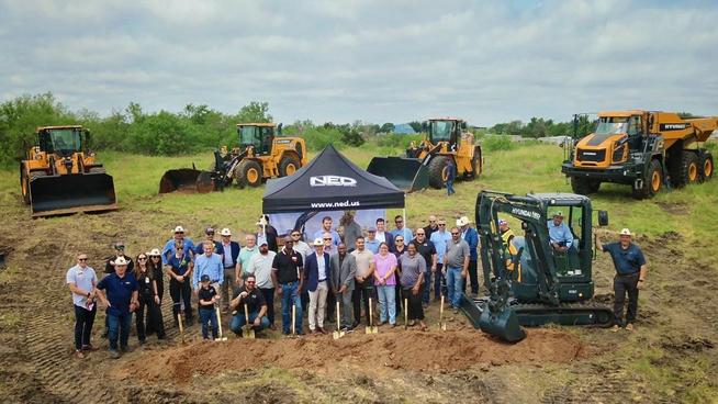 National Equipment Dealers LLC Heavy Equipment Dealership Manor, Texas
