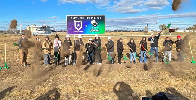 Bravis Restaurant and Badger Hill Brewery in Shakopee, Minnesota