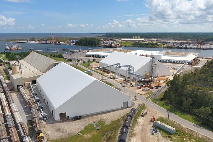 Bulk salt storage port building in Mobile, Alabama Bulk salt storage port building in Mobile, Alabama